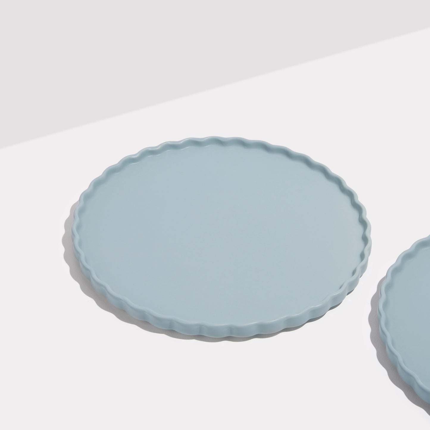TWO X WAVE DINNER PLATES - BLUE