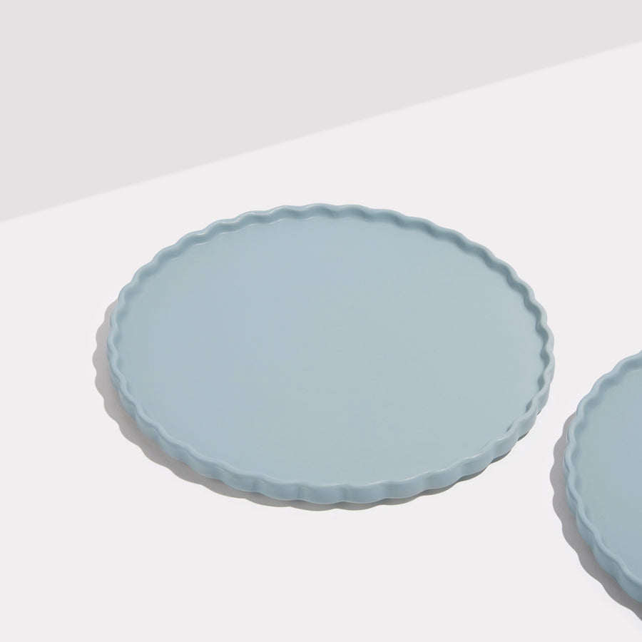 TWO X WAVE DINNER PLATES - BLUE