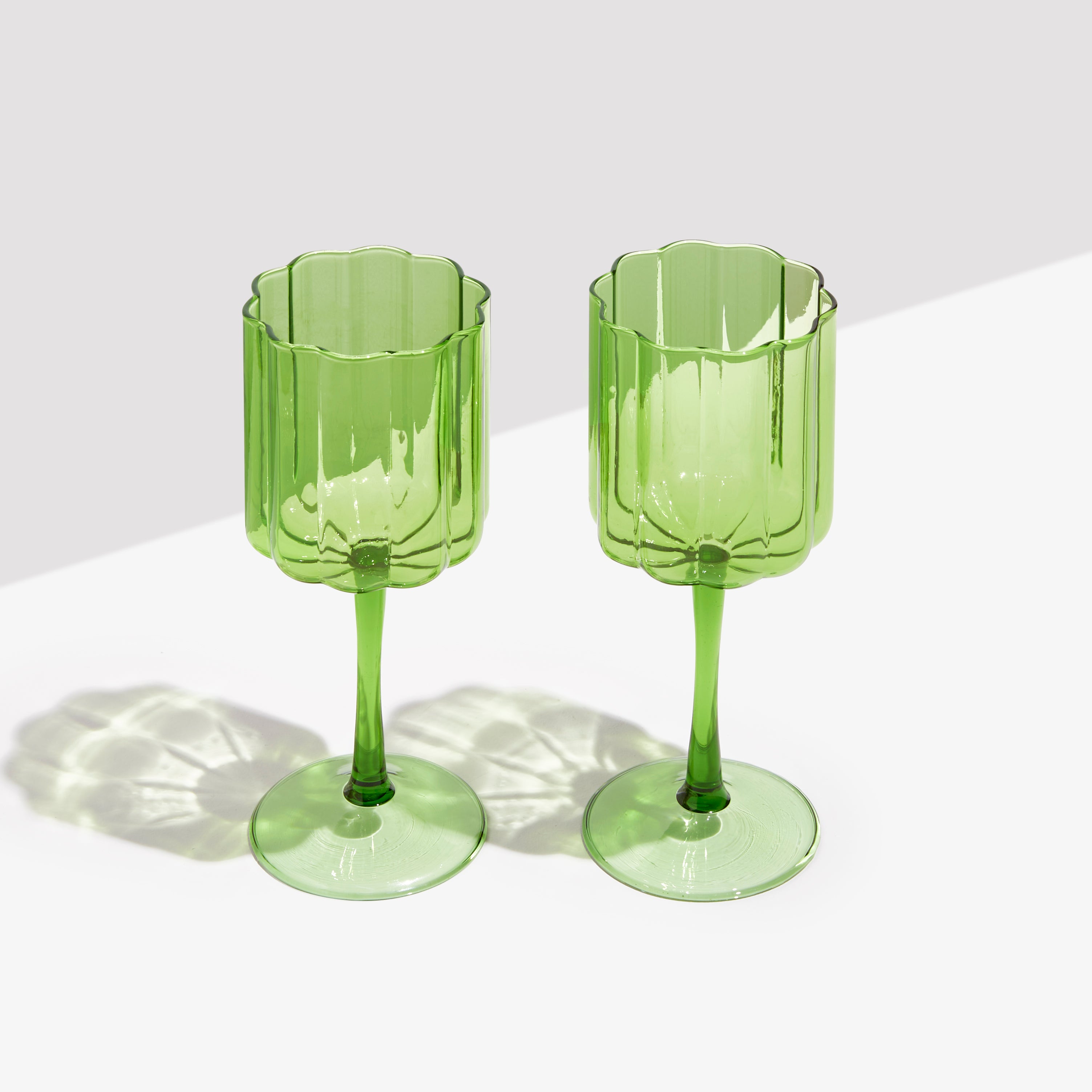 GREEN | FAZEEK | TWO SET WAVE WINE GLASSES
