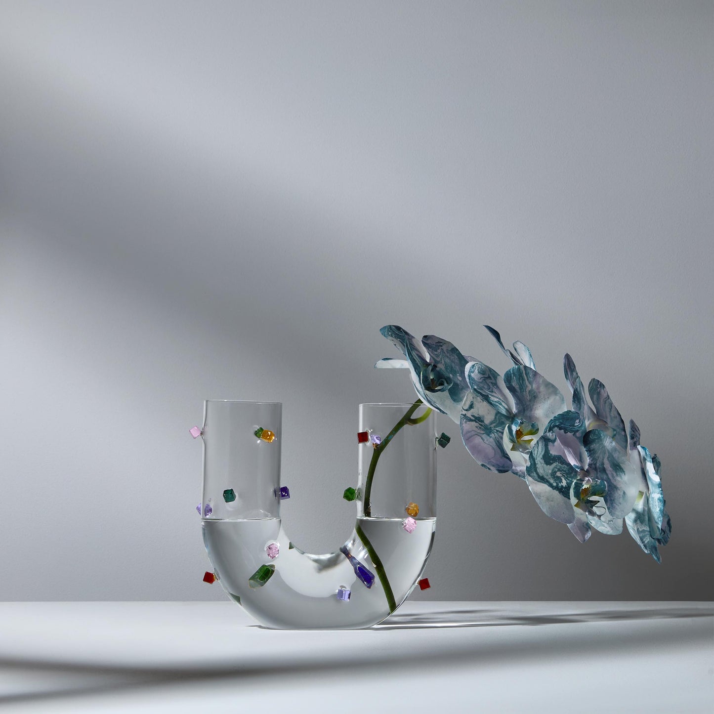 JEWEL U-VASE