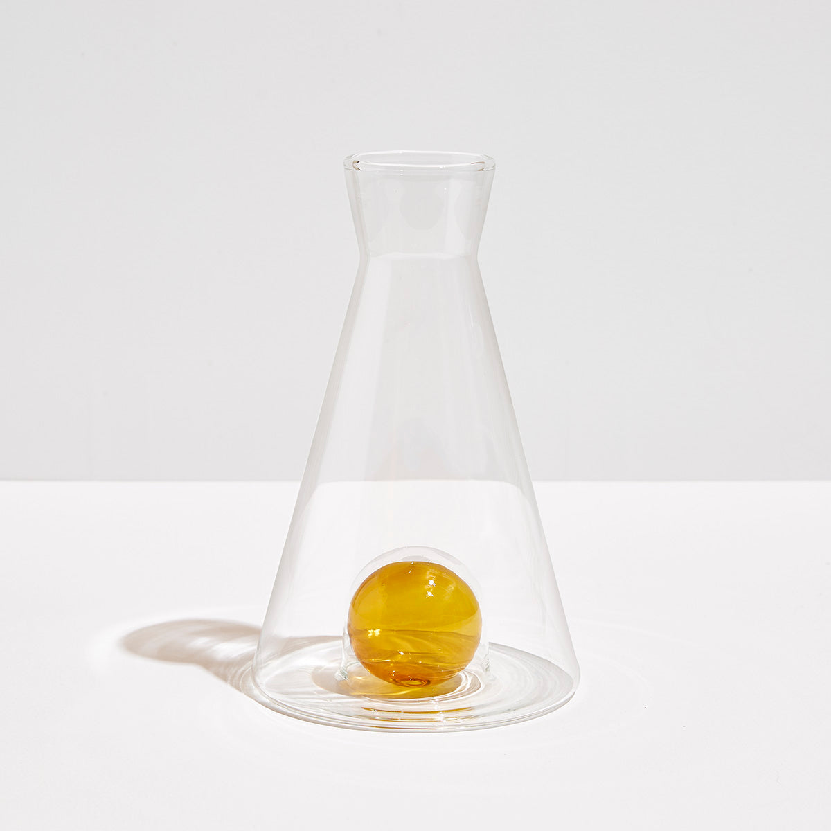 VICE VERSA CARAFE - CLEAR + AMBER